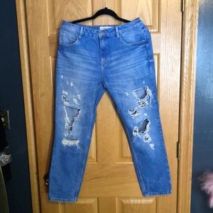 Zara distressed jeans size 4